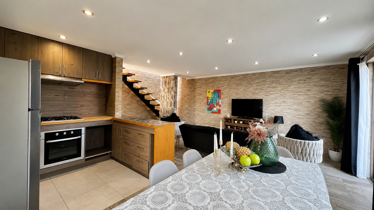 Casa Remodelado A Pasos Del Metro 100% Regularizada