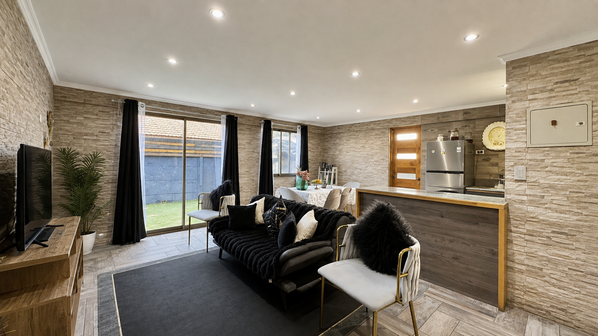 Casa Remodelado A Pasos Del Metro 100% Regularizada