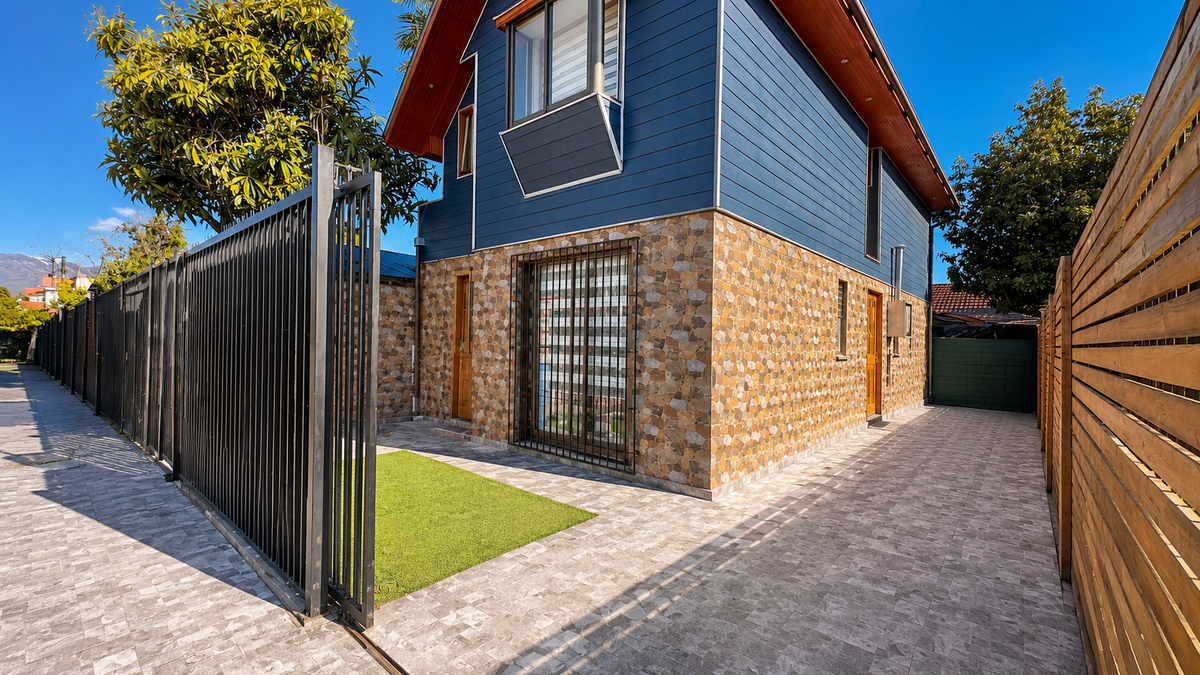 Casa Remodelado A Pasos Del Metro 100% Regularizada