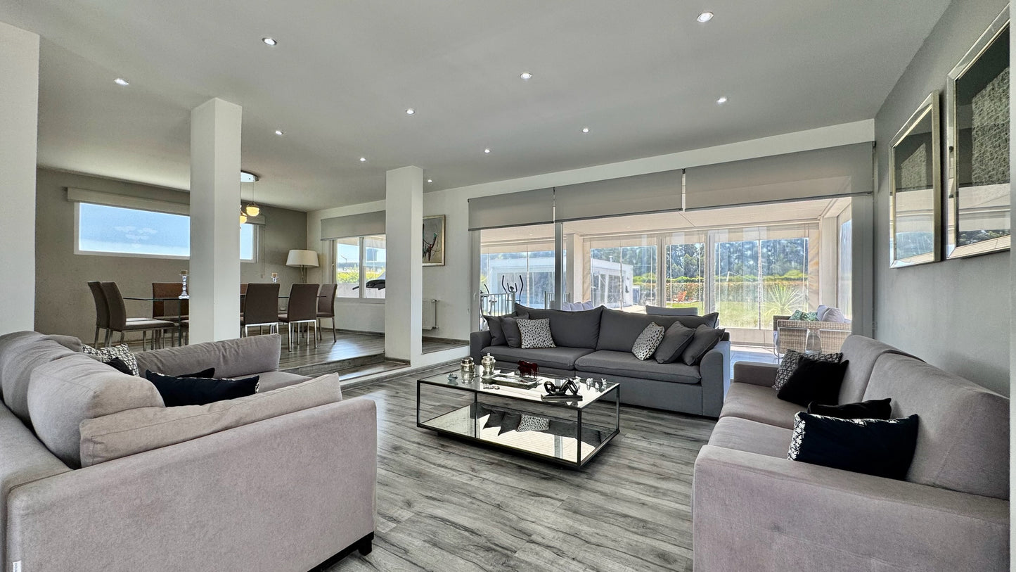 Casa Mediterranea Como Nueva