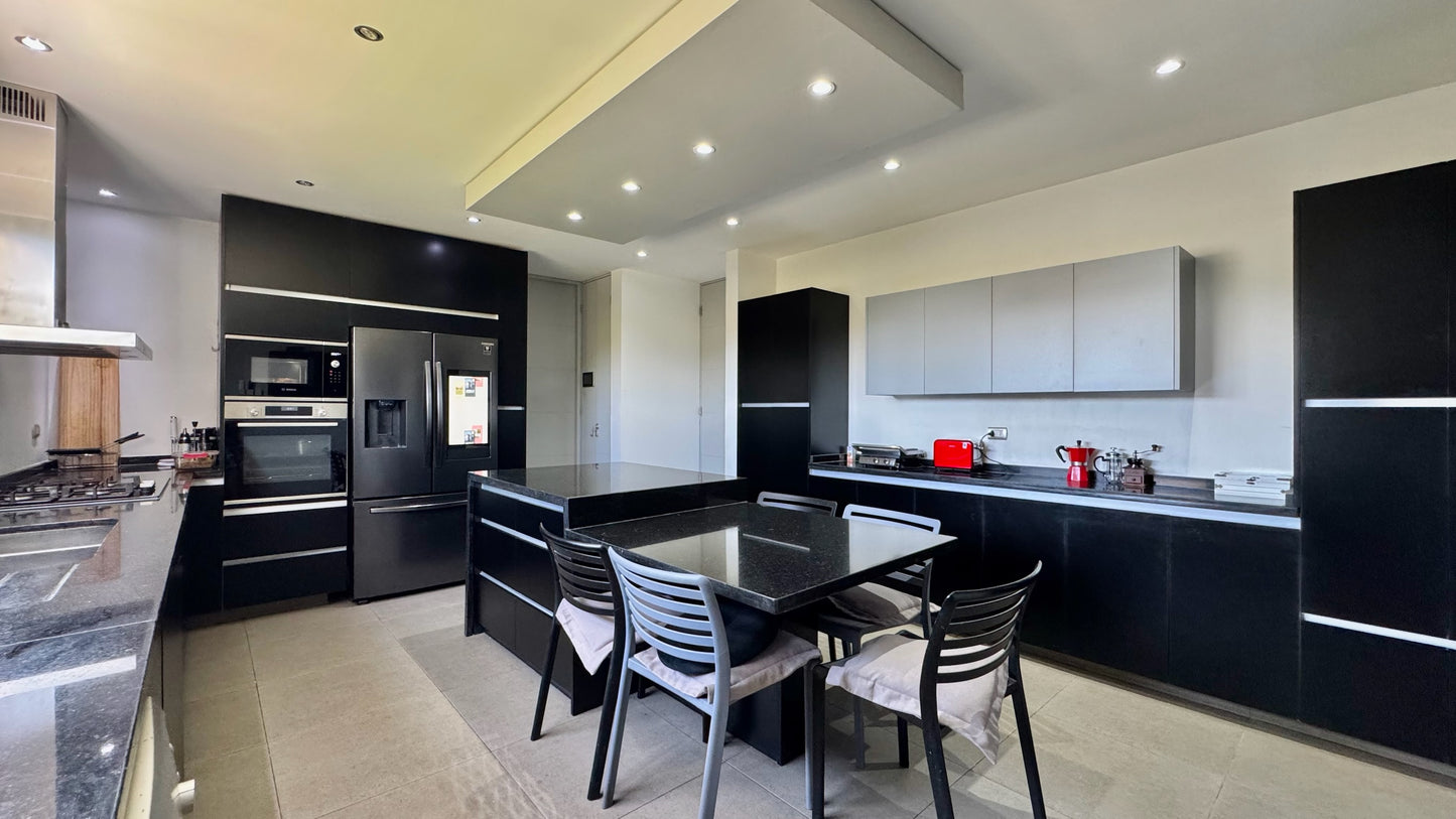 Casa Mediterranea Como Nueva