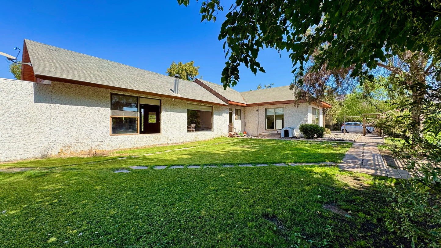 Casa Remodelada En Condominio