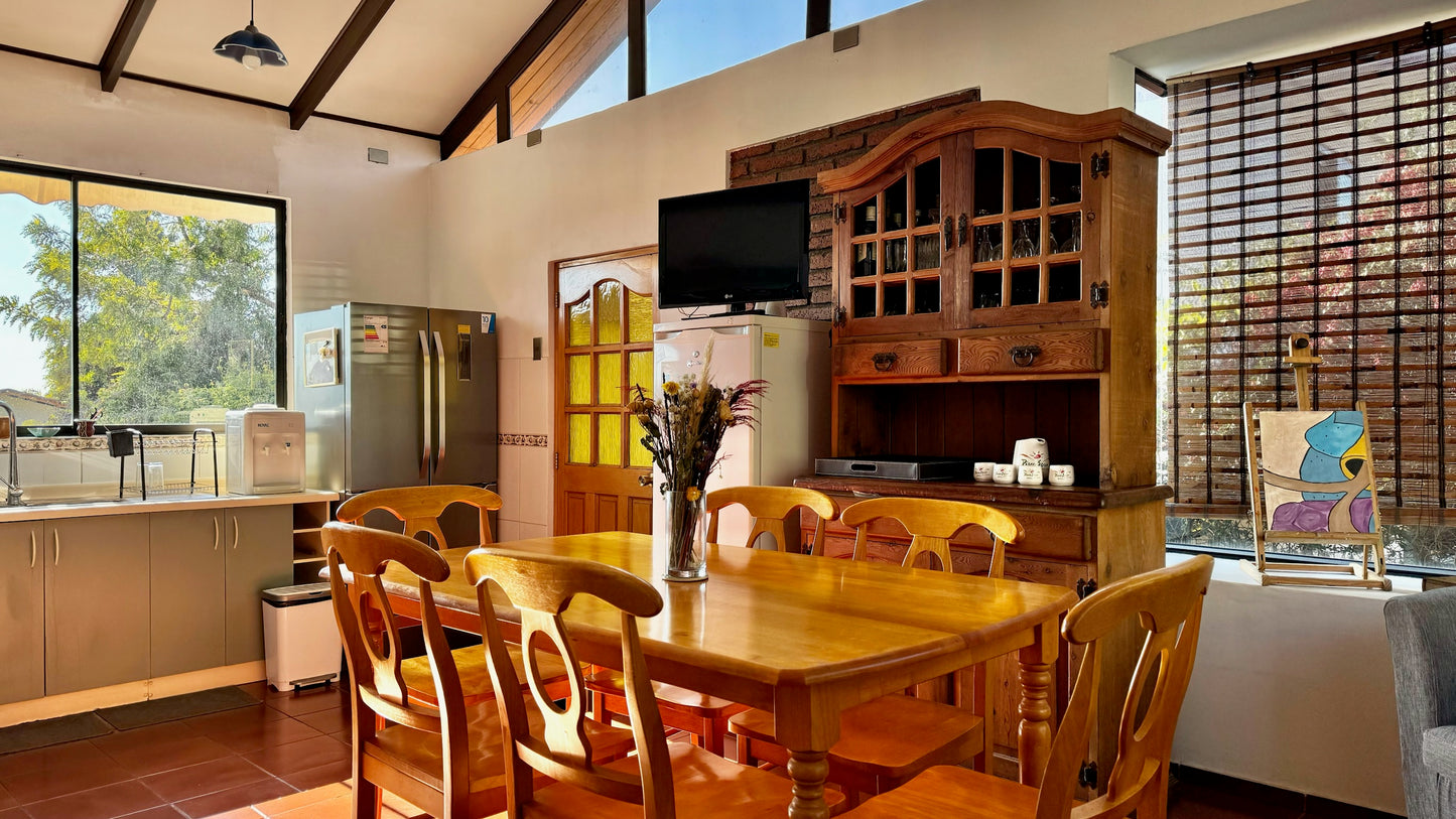 Casa Acogedora, A Pasos De Locomoción