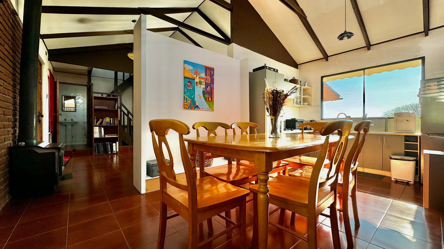 Casa Acogedora, A Pasos De Locomoción