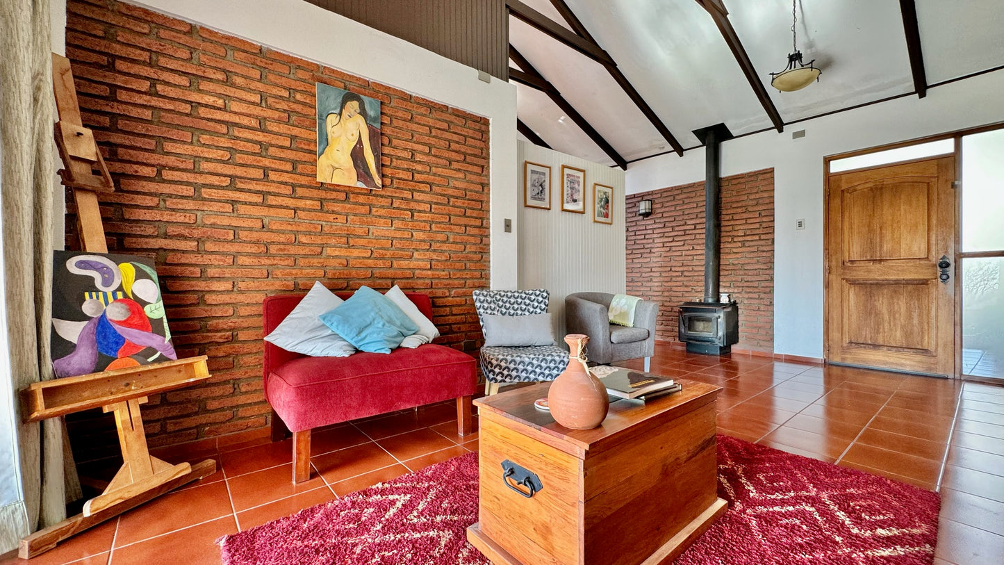 Casa Acogedora, A Pasos De Locomoción