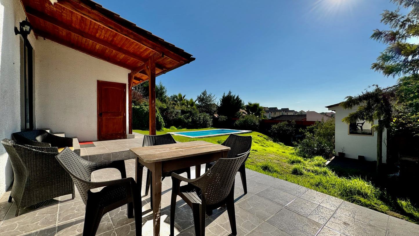 Casa Acogedora, A Pasos De Locomoción