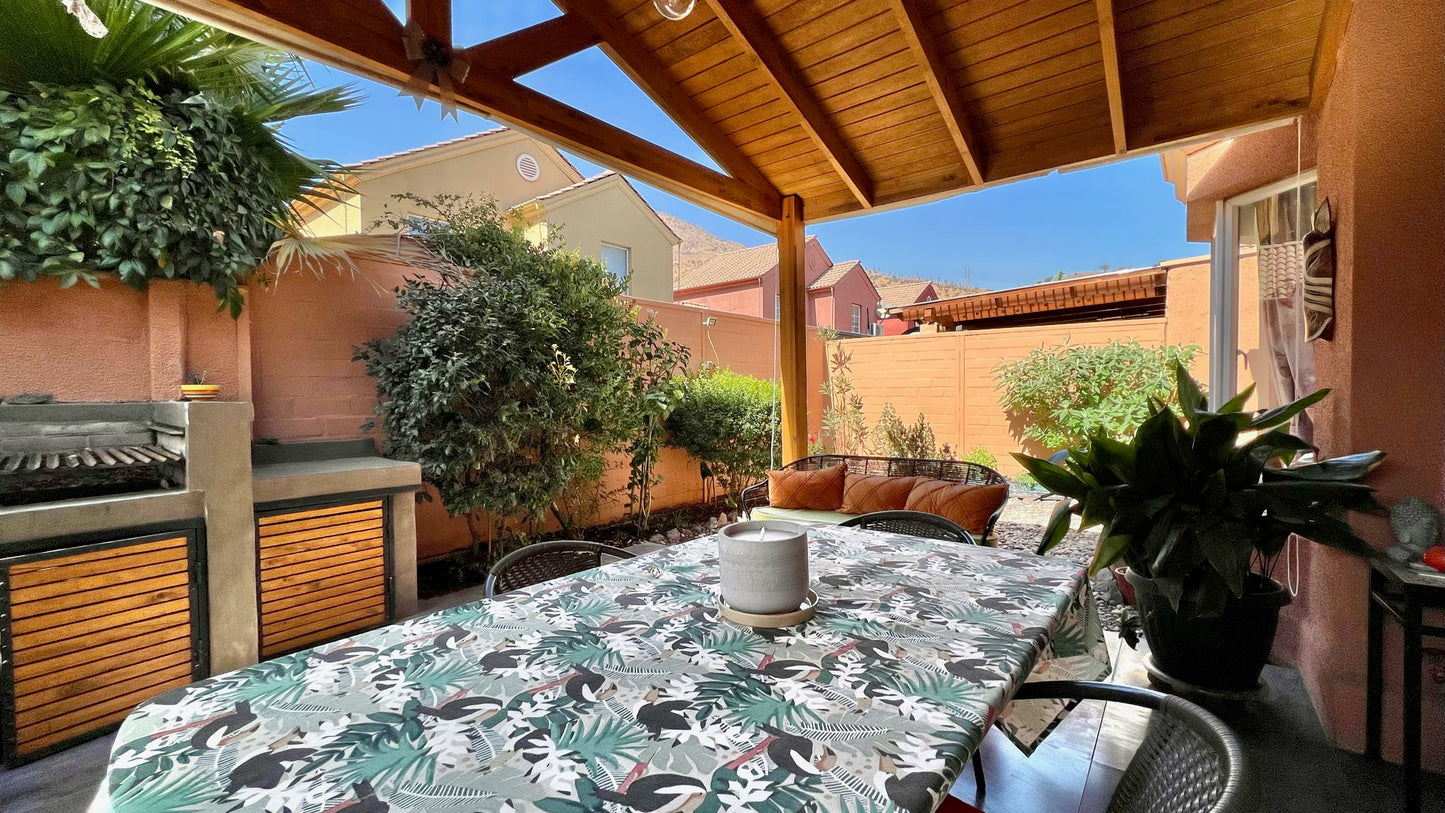 Casa en excelente estado, Valle Lo Campino, Quilicura