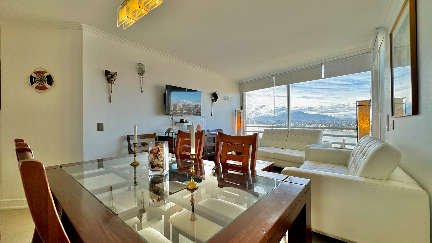 Disfruta el mar desde cada rincón.