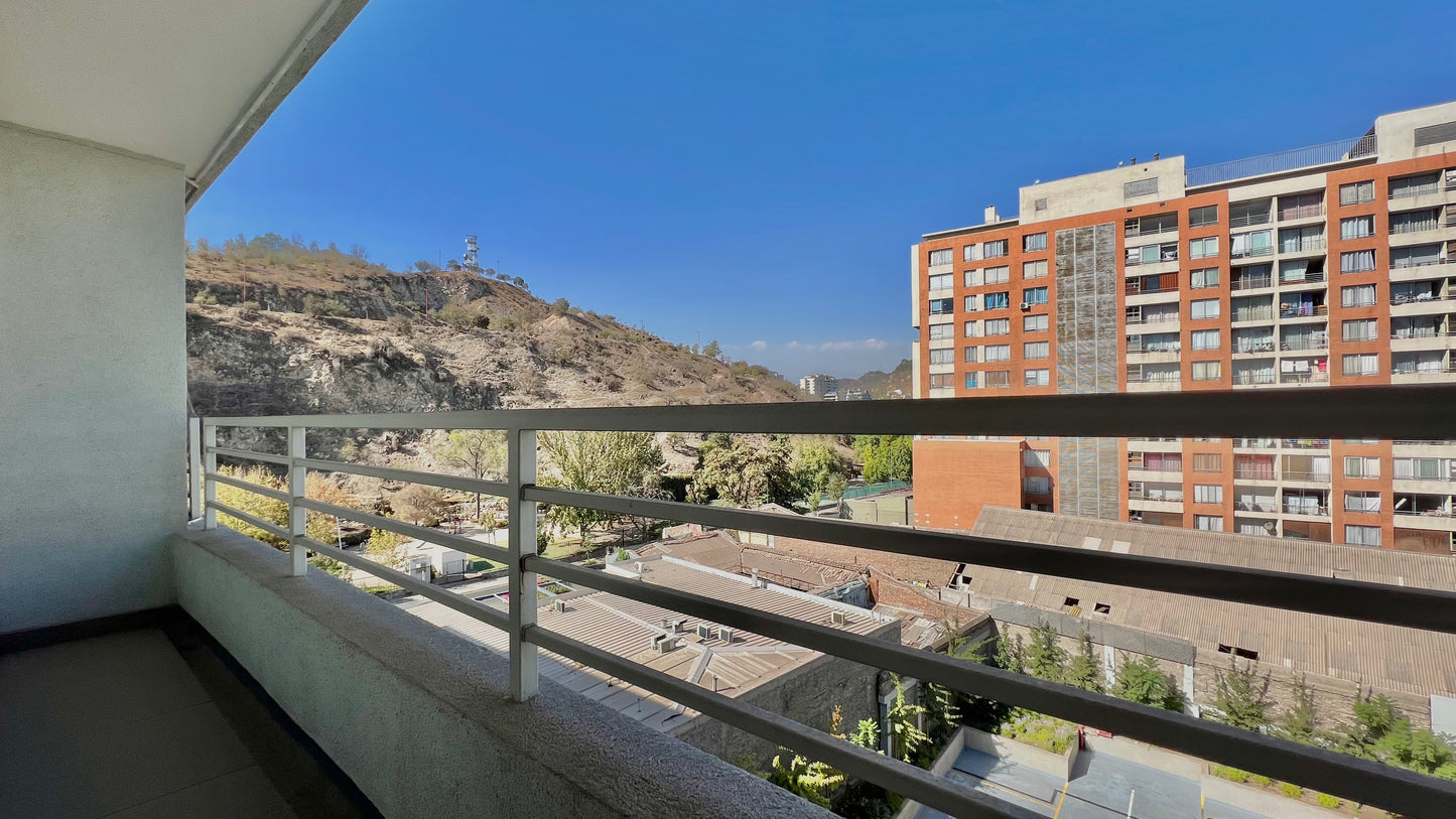 Departamento a pasos de metro Cementerios, Santos Dumont 758, Recoleta