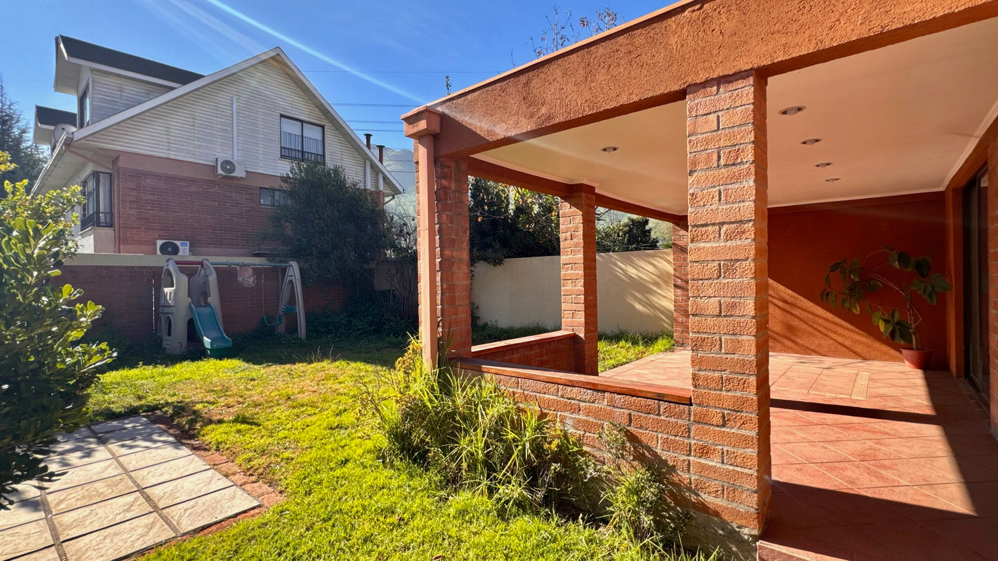 Casa en condominio, sector Caciques Chilenos