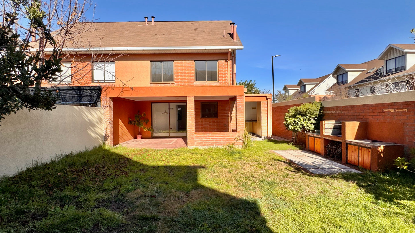 Casa en condominio, sector Caciques Chilenos