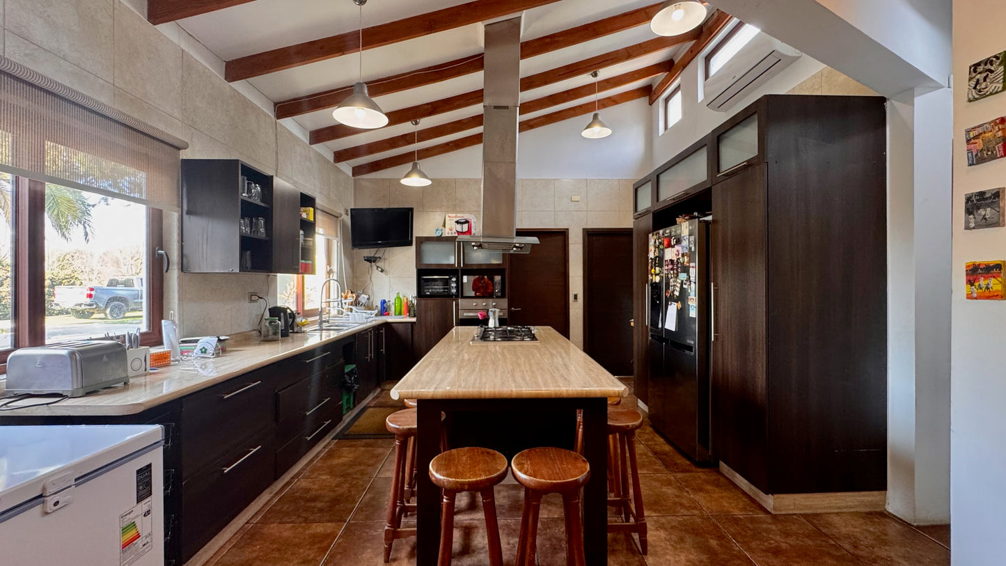 Casa De Ensueño En Algarrobal Il