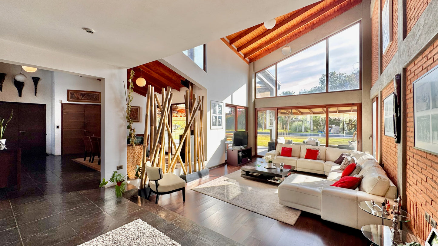 Casa De Ensueño En Algarrobal Il