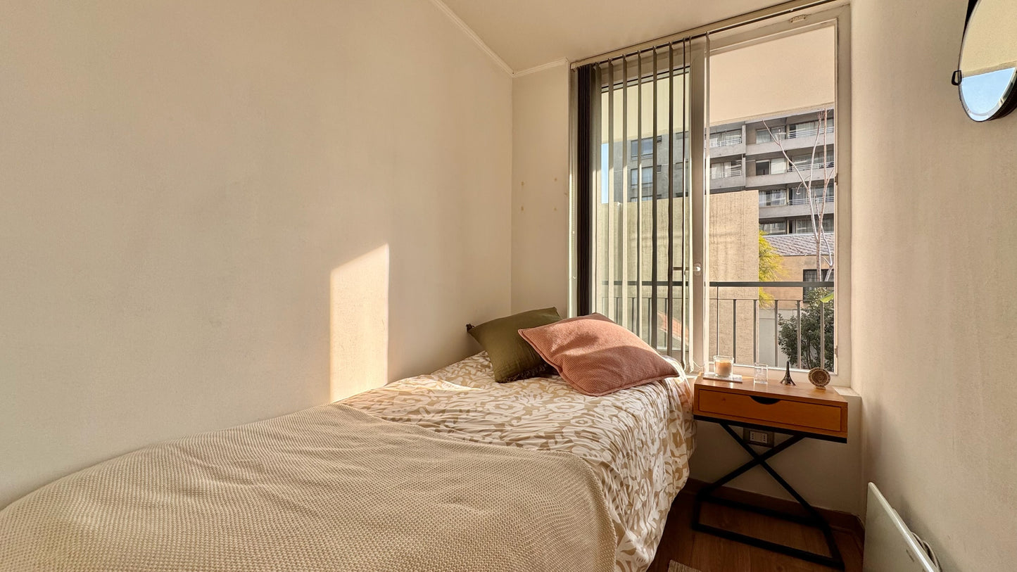 A Pasos De Metro Simón Bolívar