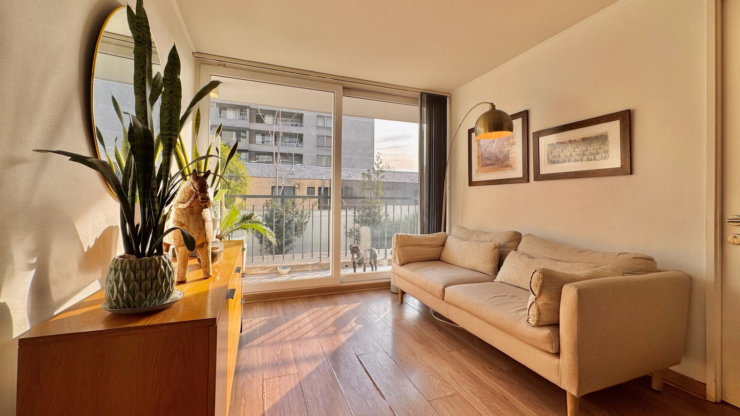 A Pasos De Metro Simón Bolívar