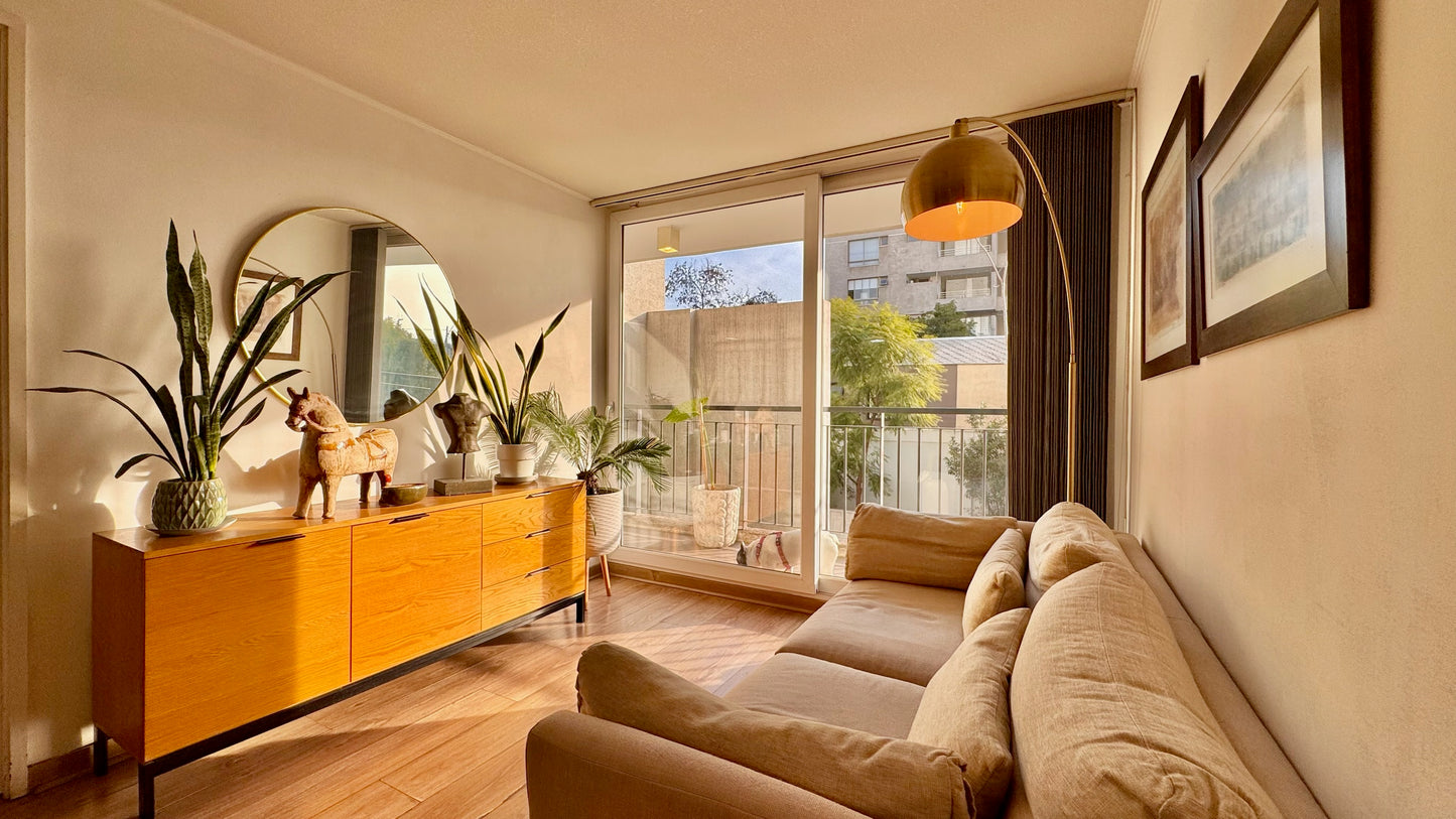 A Pasos De Metro Simón Bolívar