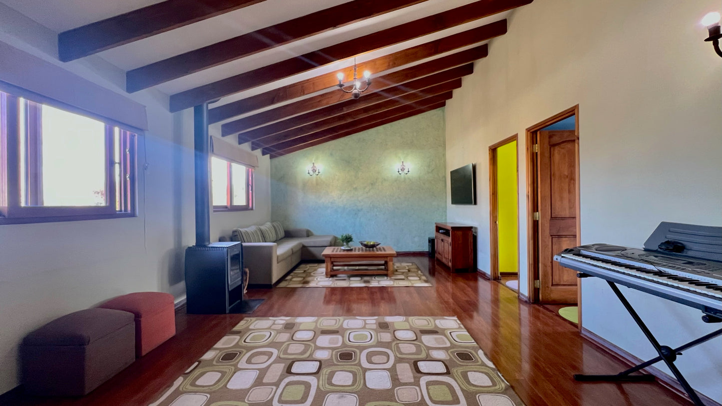 Casa En Buen Estado, Condominio Polo Manquehue, Colina