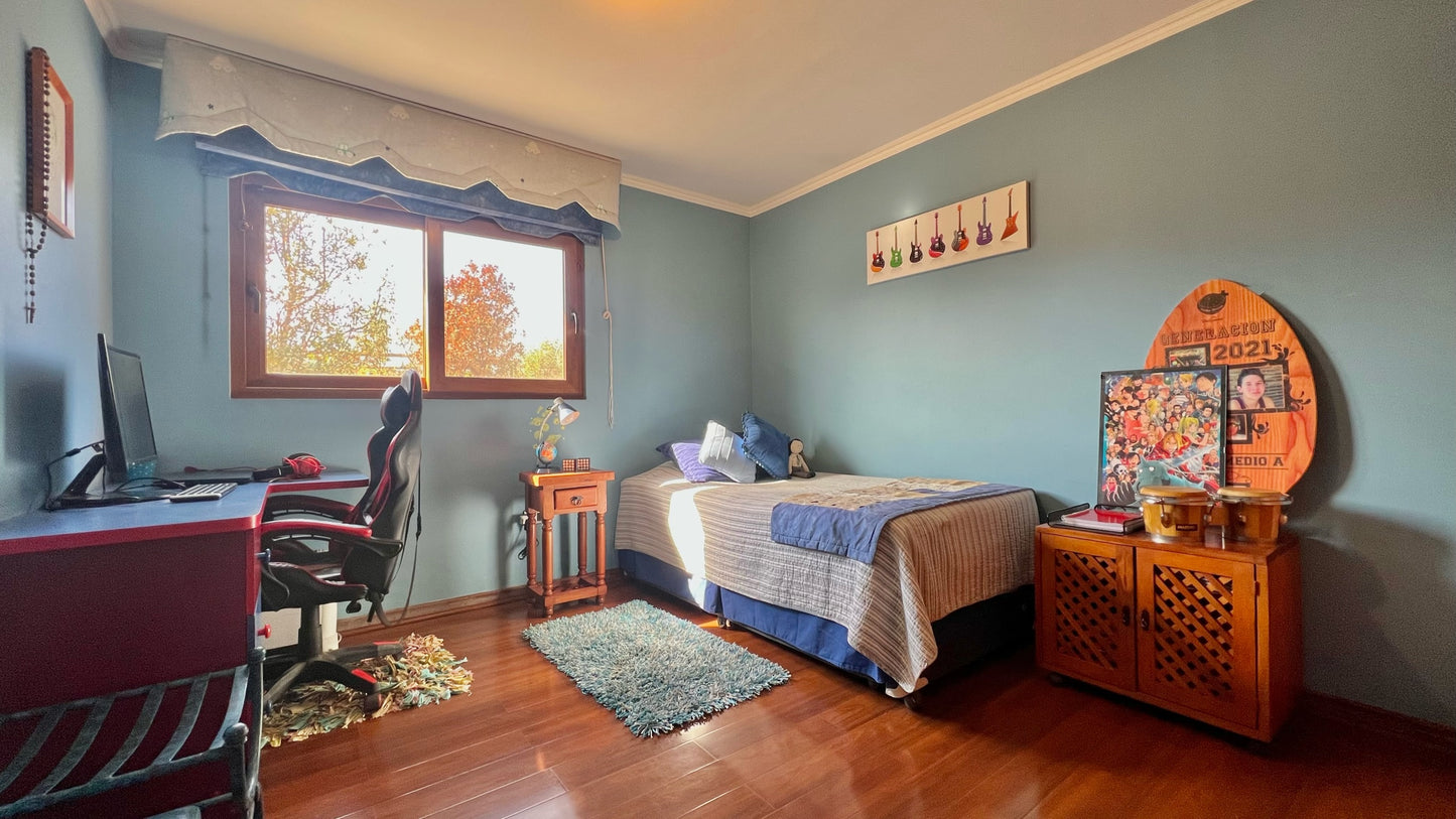 Casa En Buen Estado, Condominio Polo Manquehue, Colina