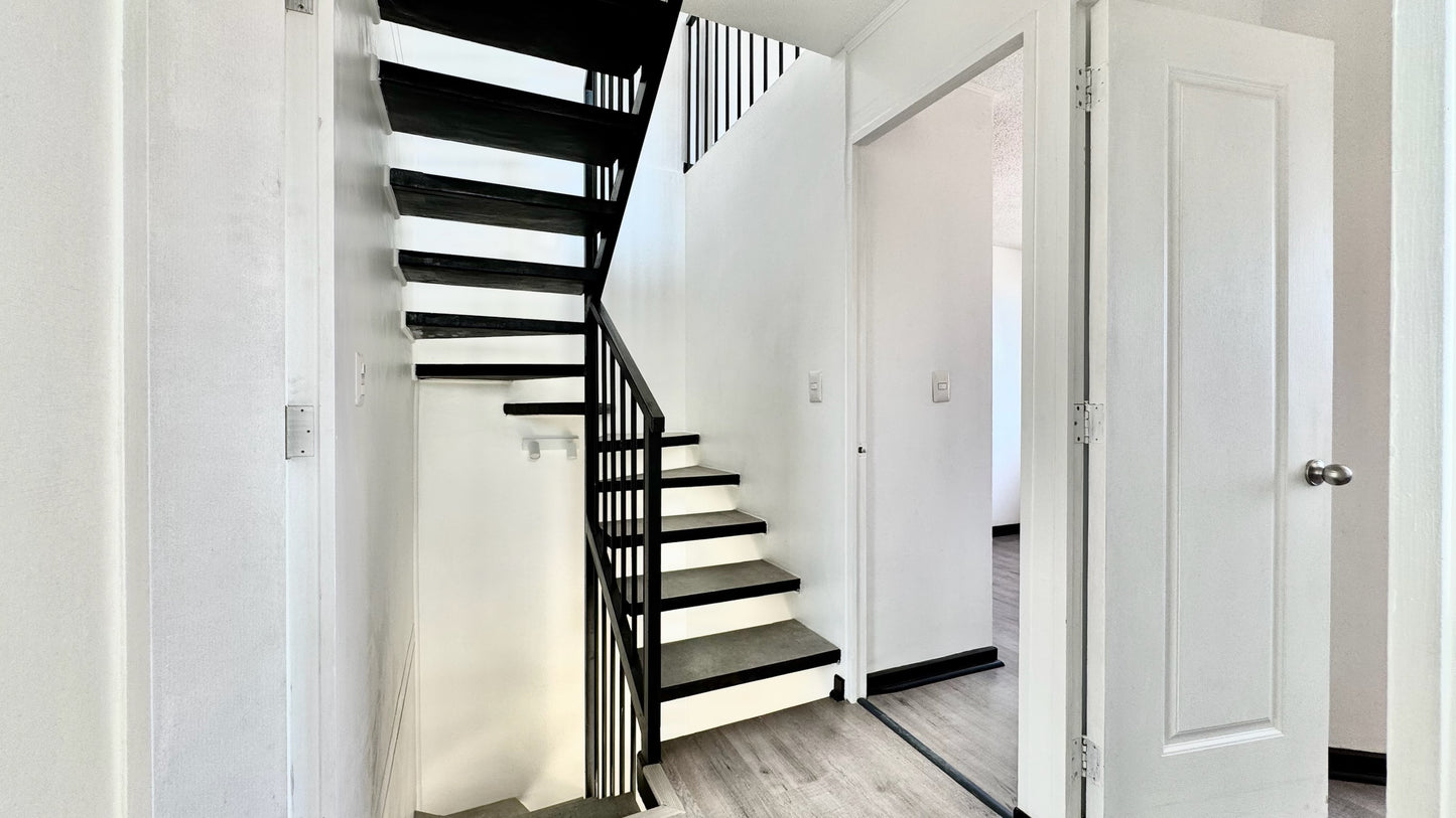 Casa Remodelada, 3 Pisos