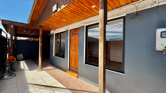 Amplia y luminosa casa en Maipú