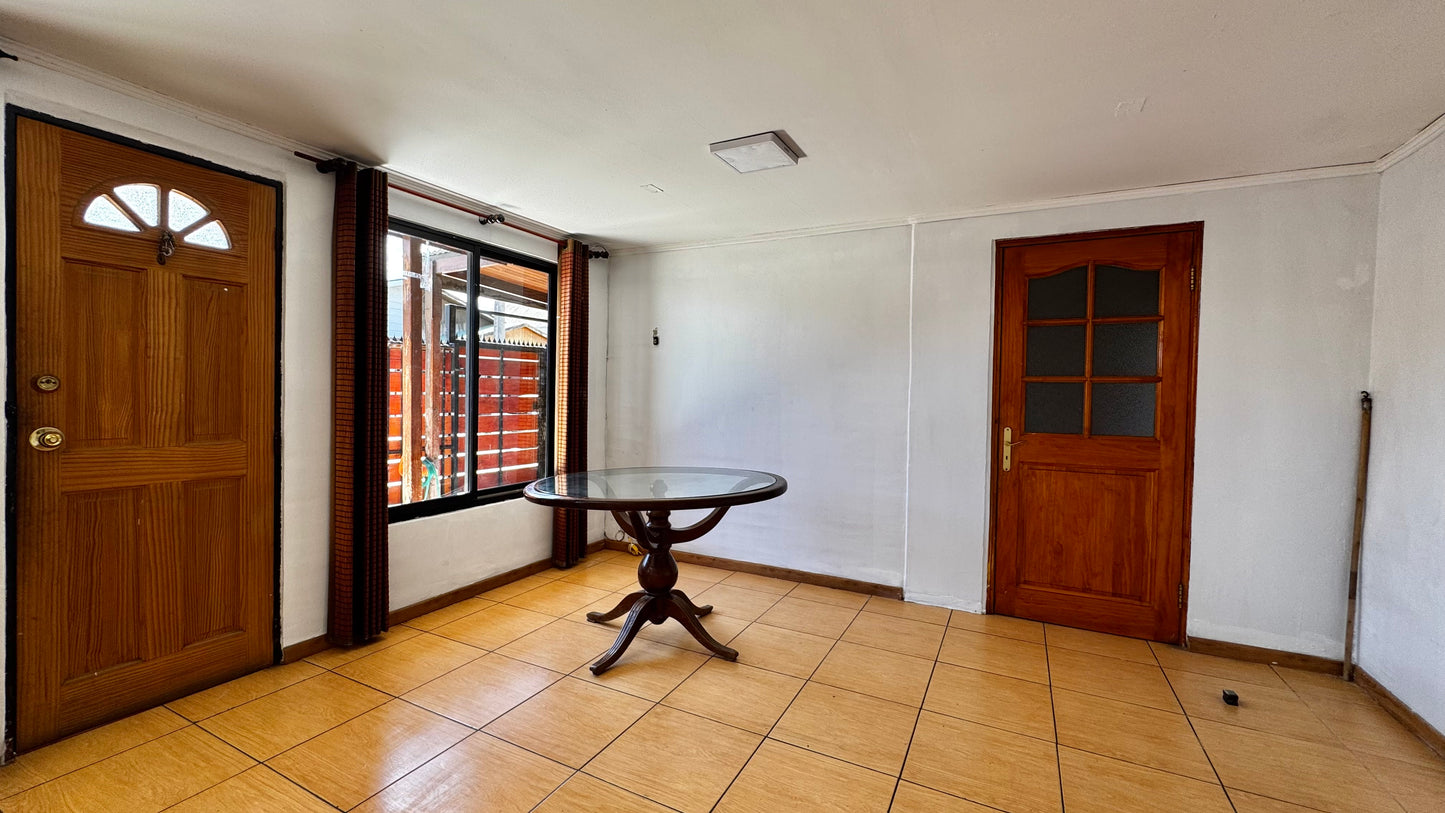 Amplia y luminosa casa en Maipú