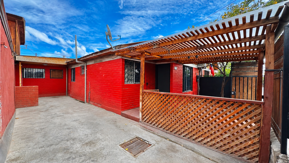 🏡 Casa en El Bosque, a solo 12 minutos caminando del Metro  Copa Lo Martínez (Línea 2) 🚇