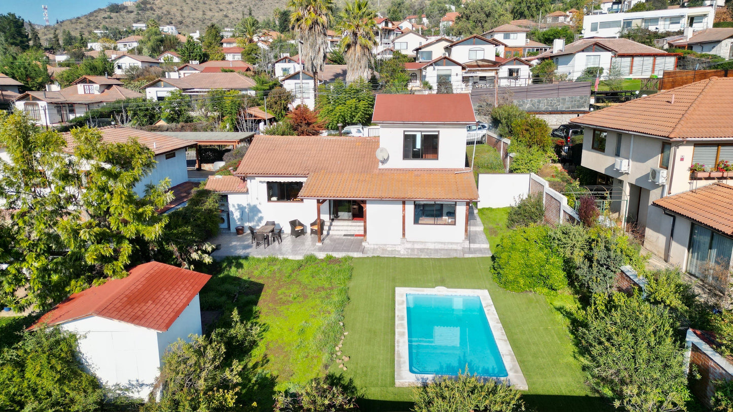 Casa Acogedora, A Pasos De Locomoción