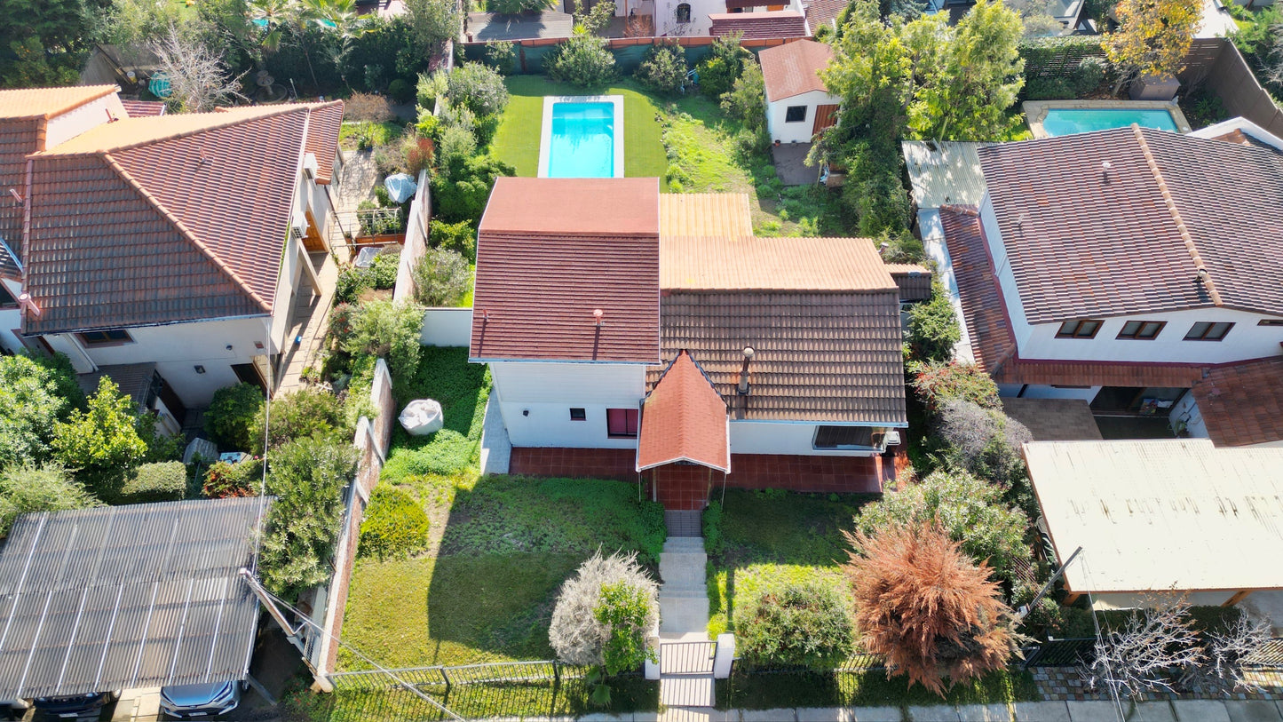 Casa Acogedora, A Pasos De Locomoción