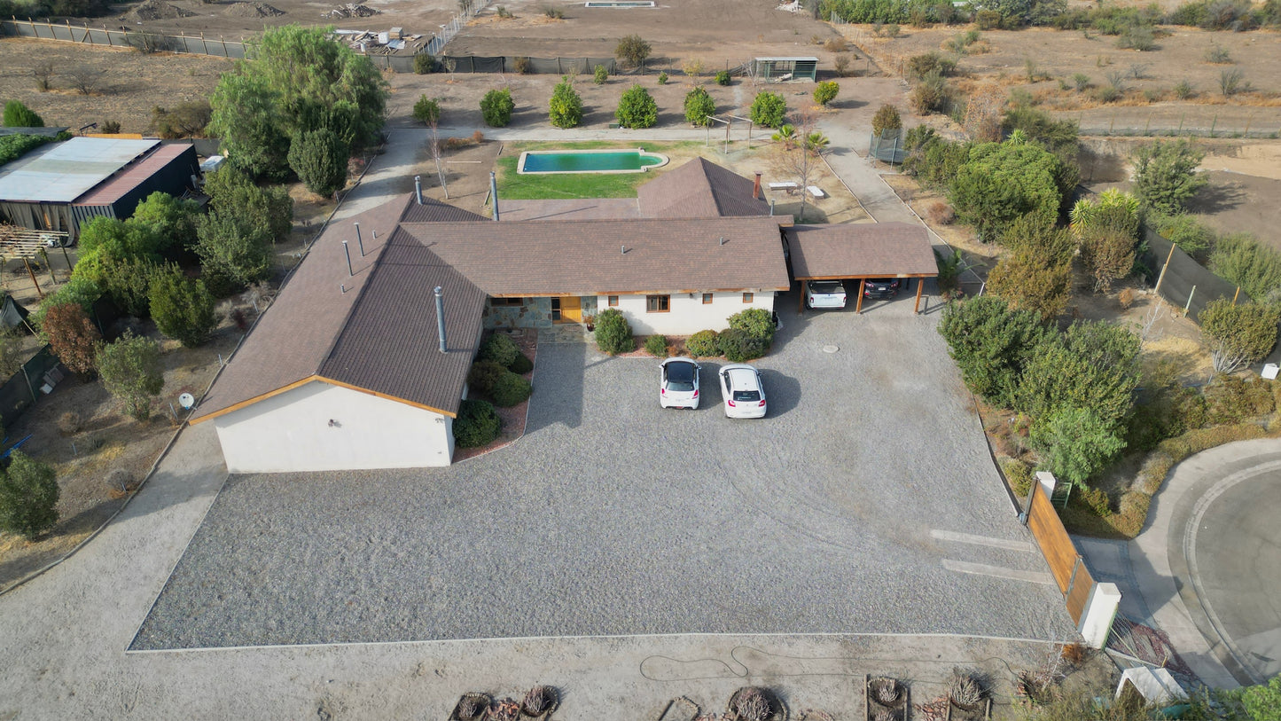 Casa En Buen Estado, Condominio Polo Manquehue, Colina