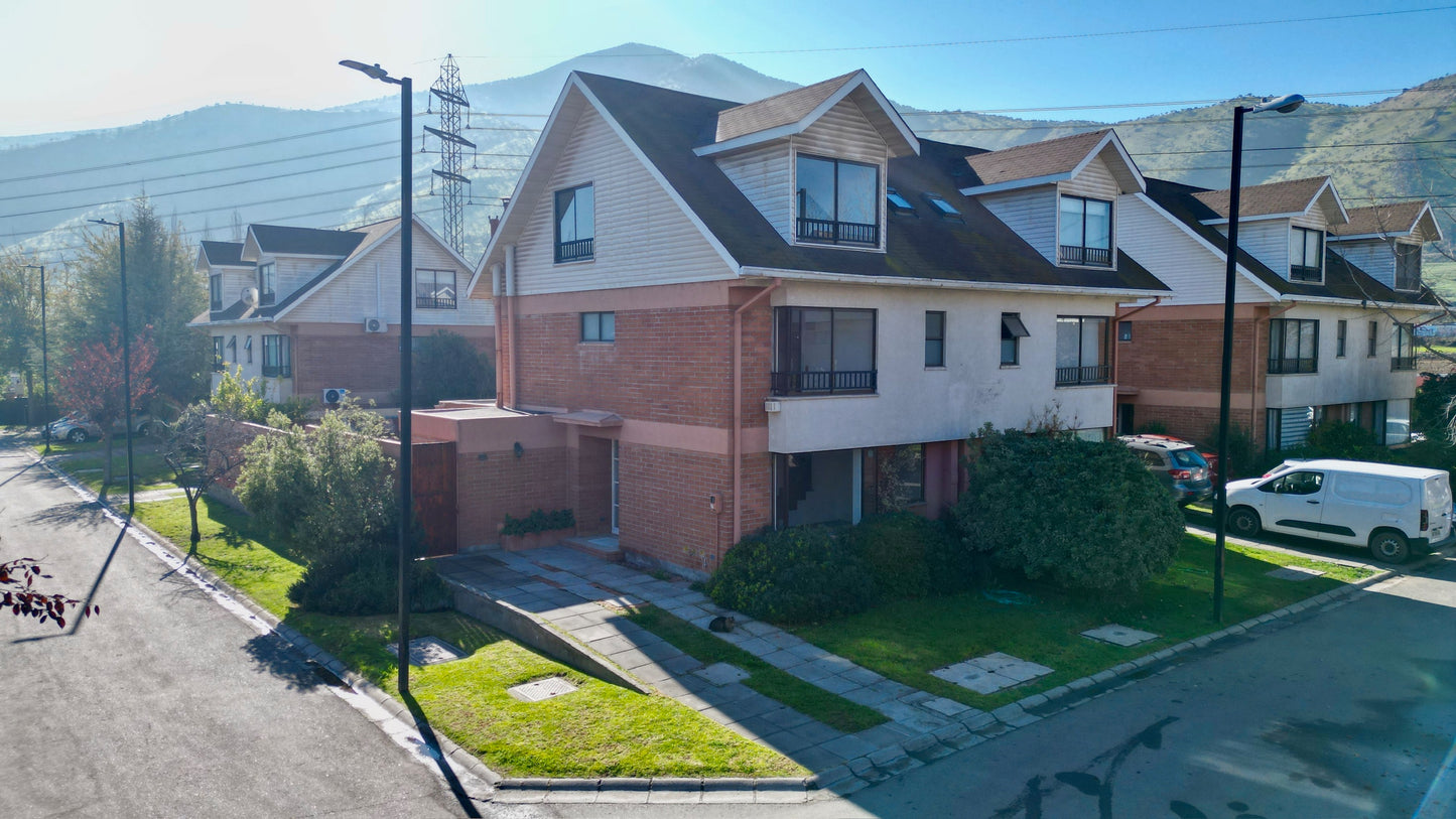 Casa en condominio, sector Caciques Chilenos