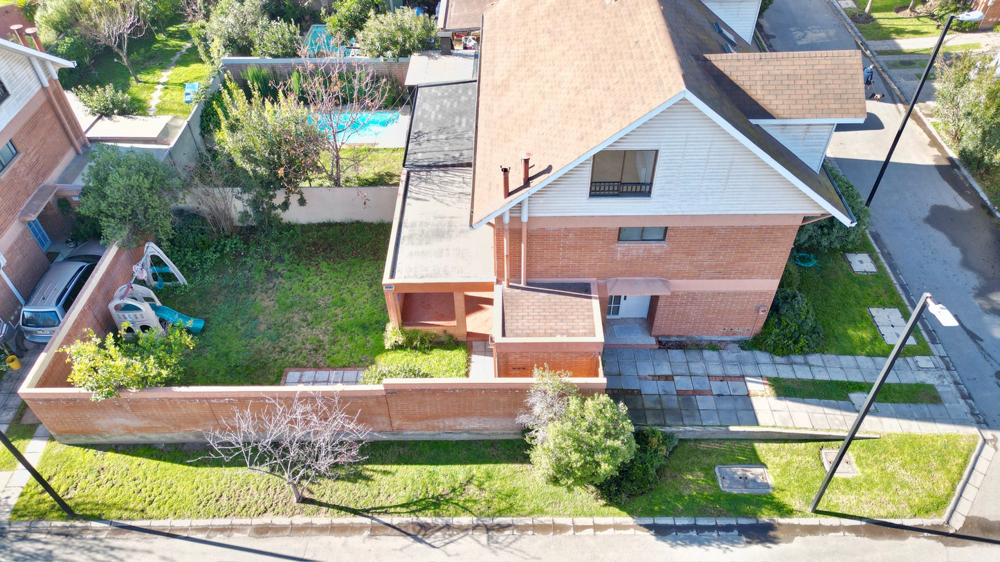 Casa en condominio, sector Caciques Chilenos